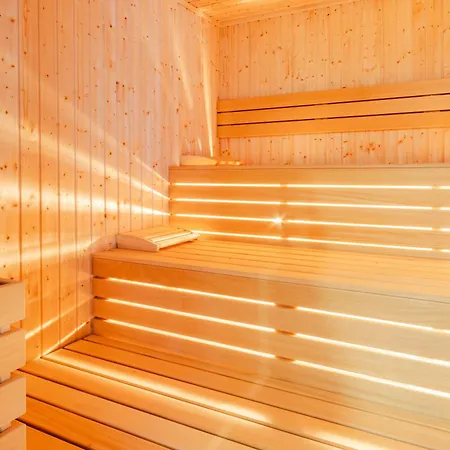 Daffi ホテル スモーリャン